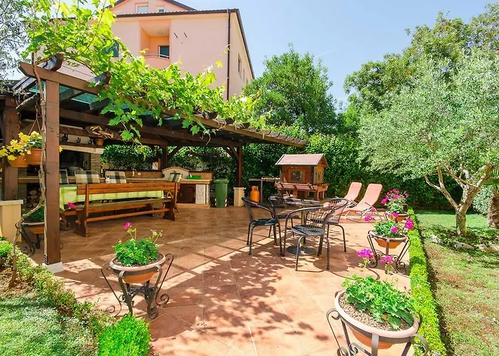 아파트 Amfora 로비니